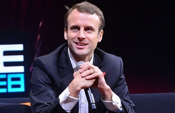 Макрон победил в первом туре президентских выборов во Франции