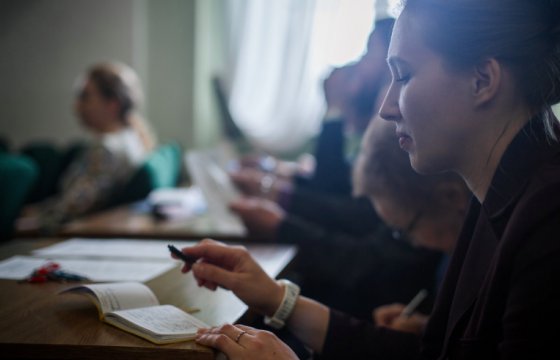 В Латвии планируют не отменять проведение централизованных экзаменов