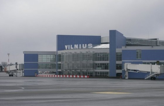 Вильнюсский аэропорт возобновил пограничный контроль для граждан ЕС