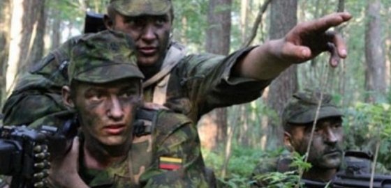 105 литовских военных в ближайшие два года направят в международные миссии
