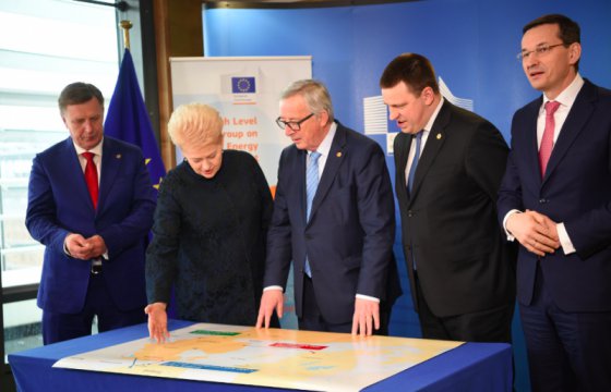 Страны Балтии и Польша договорились о синхронизации электросетей