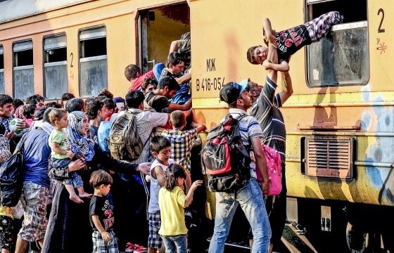 Президент Еврокомиссии: Миграционный кризис превратился в кризис солидарности ЕС