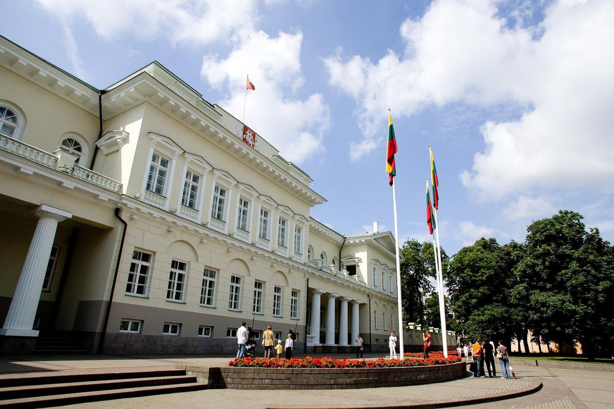 Бывший дворец генерал-губернатора, нынешний президентский дворец. Фото: BNS