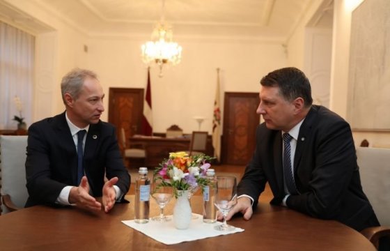 Президент Латвии доверил формирование правительства Янису Бордансу