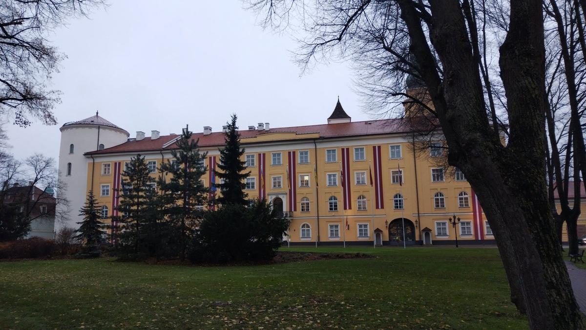 Президент Латвии Эдгар Ринкевич открыл свою резиденцию для экскурсий. Попасть в Рижский замок можно по предварительной регистрации