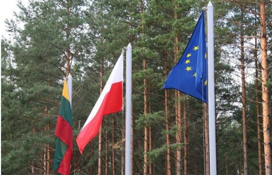 Польша почти на месяц восстановит пограничный контроль