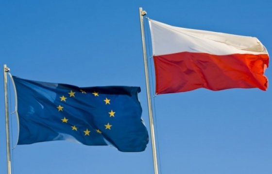 Польский журналист: За отказ от беженцев Польша может лишиться денег еврофонда