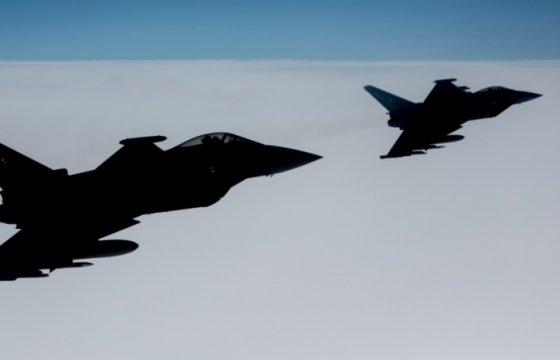 Истребители НАТО дважды за неделю сопровождали российские самолеты над Балтикой