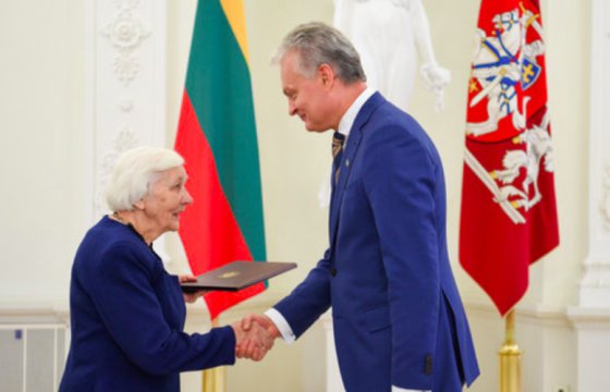 Президент Литвы вручил госнаграды за спасение евреев