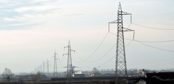 Ветер оставил без электричества две тысячи литовцев