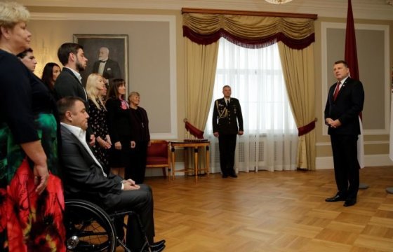 Президент Латвии призвал брать пример с паралимпийцев