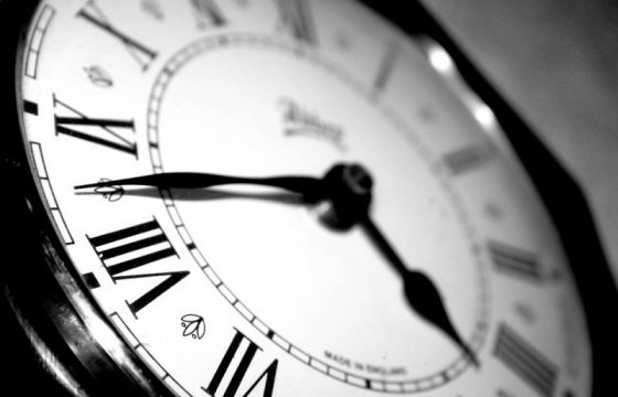 Правительство Эстонии поддержало отказ от перехода на летнее время