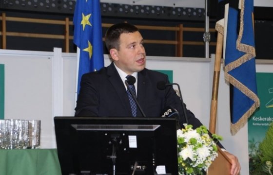 Новым председателем эстонских центристов стал Юри Ратас
