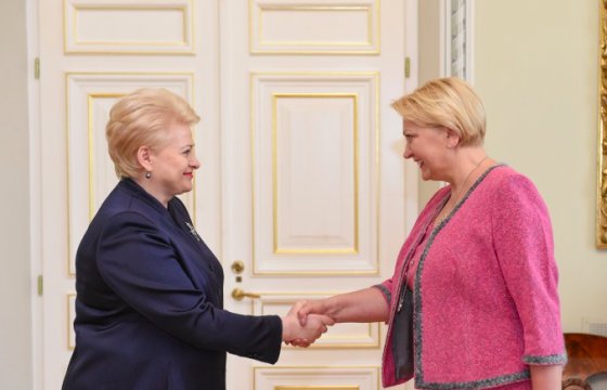 Президент Литвы назначила Будбергите министром финансов страны