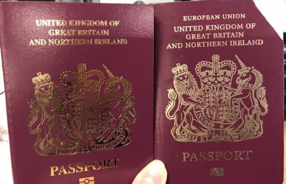 В Великобритании начали выдавать паспорта без надписи «Европейский союз»