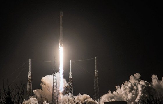 Space X запустила пятидесятую ракету Falcon 9