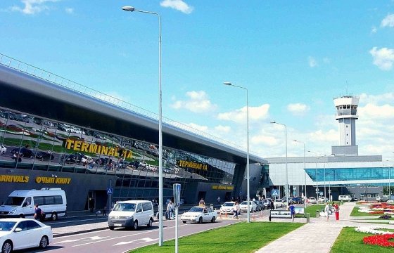 Протаранивший на автомобиле здание аэропорта Казани мужчина заявил, что действовал намеренно