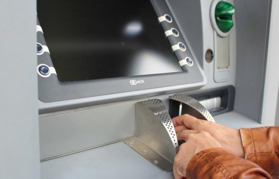В Эстонии сократилось число банкоматов