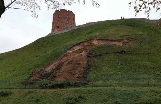 На горе Гедиминаса в Вильнюсе — новый оползень