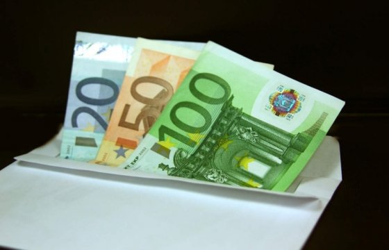 В Латвии увеличили штраф за зарплату «в конвертах» до 140 – 2100 евро