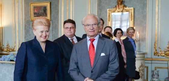В Вильнюс с официальным визитом прибыла королевская чета Швеции