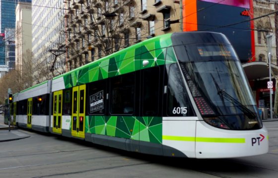 Трамвай в Таллине сбил женщину