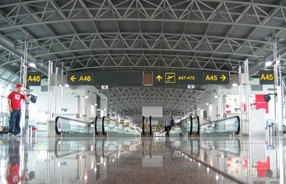 Аэропорт Бельгии возобновил работу после терактов