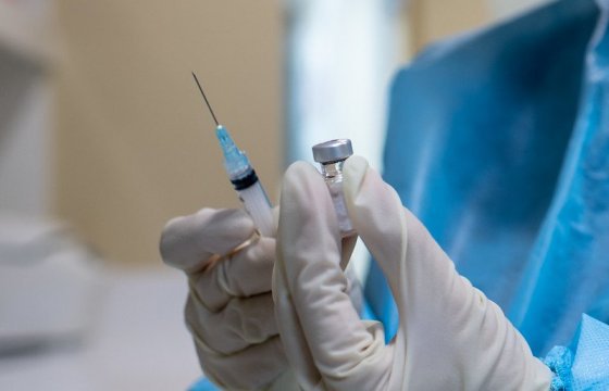 Греция вводит обязательную вакцинацию для граждан старше 60 лет. Отказавшихся будут штрафовать