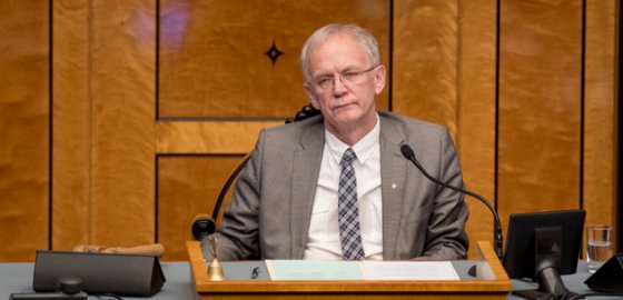 Председатель парламента Эстонии советует осужденному за нетрезвое вождение депутату уйти