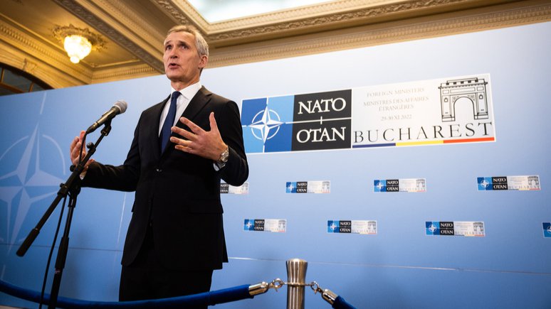 Форум НАТО в Бухаресте: Путин использует зиму как оружие, альянс обсуждает дополнительную помощь Украине