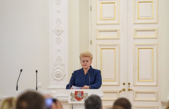 Советник президента Литвы пояснил, почему Грибаускайте не уехала в Ригу на автомобиле