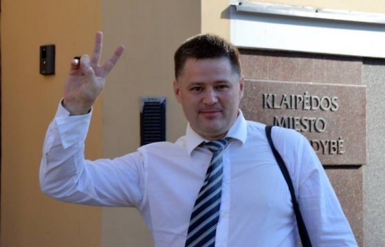 Политик из Клайпеды получил штраф в 12 тысяч евро за оскорбление памяти командира партизан