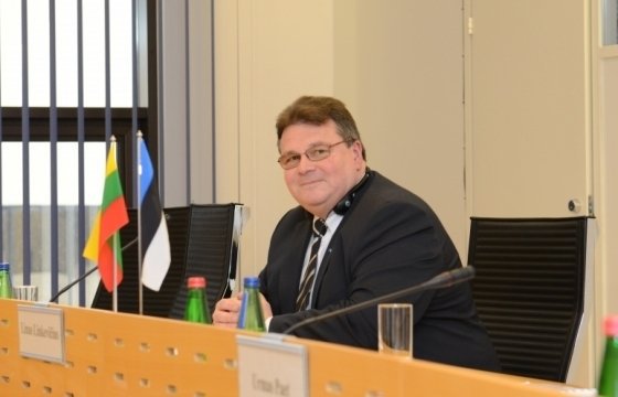 Глава МИД Литвы написал письмо английскому министру об участившихся выпадах против мигрантов