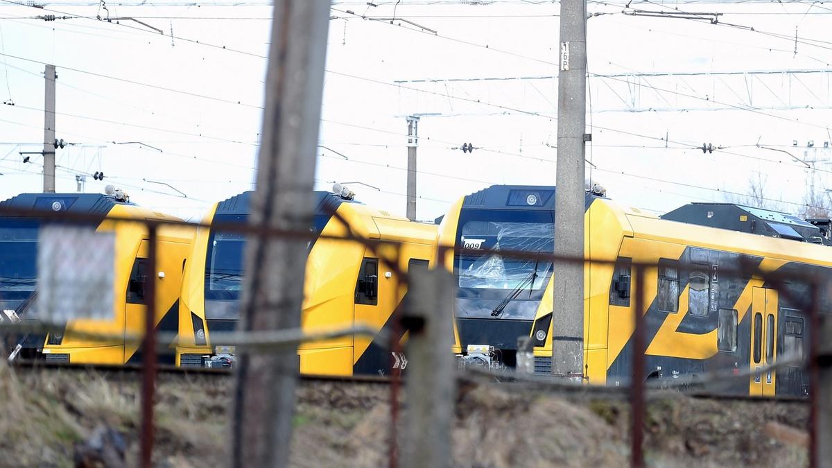 Скандал с новыми поездами Škoda в Латвии: «Государство заплатило большие деньги за некачественный товар»