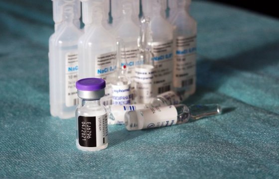 В Латвии началась вакцинация подростков 16-17 лет