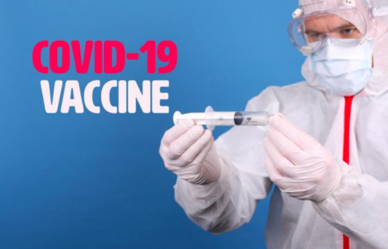 Опрос: в Литве прививки от Covid-19 готов делать каждый второй