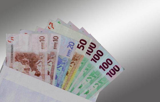 Главный приз в латвийской лотерее для привитых составит до 100 000 евро