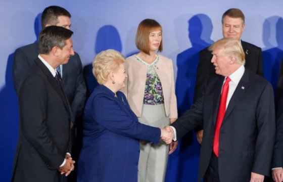 Президент Литвы лично рассказала Трампу об угрозах безопасности страны