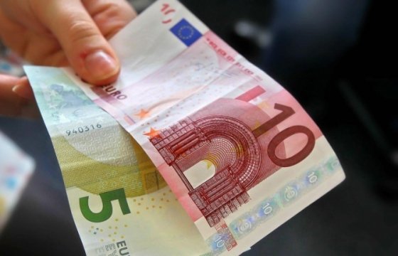 На 15 евро планирует увеличить Рижская дума пособие для репрессированных