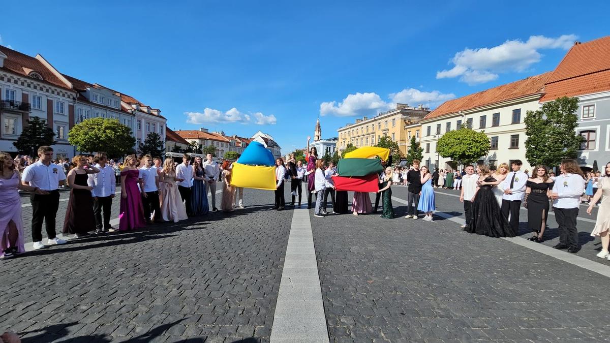 Международная украинская школа в Литве вводит плату за обучение