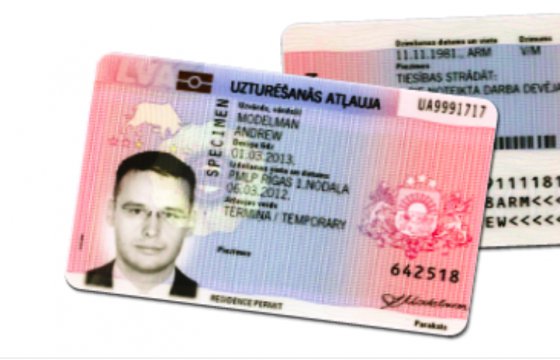 Правительство Латвии поддержало идею аннулировать ВНЖ и визы за нарушение режима изоляции