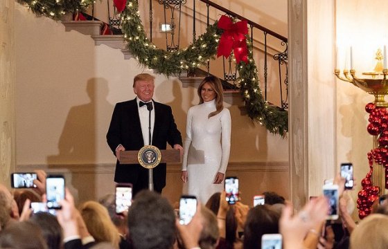 Президент США высмеял ребенка за веру в Санта-Клауса