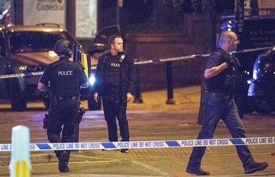 Трое мужчин арестованы в связи с терактом на стадионе в Манчестере