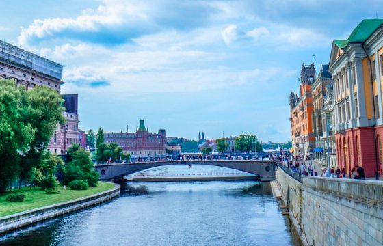 МИД Швеции разрешит согражданам поездки в 10 стран Европы