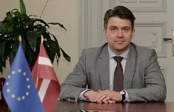 Омбудсмен: Министр здравоохранения Латвии вводит общество в заблуждение