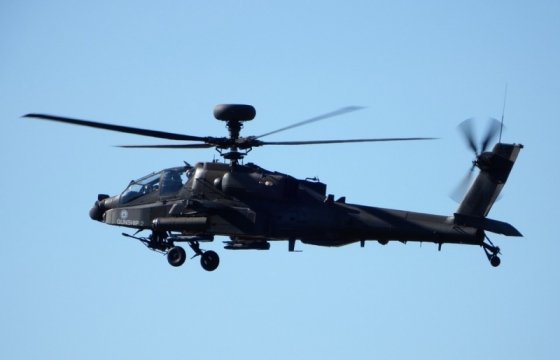 В Латвию прибыли американские боевые вертолеты «Apache»