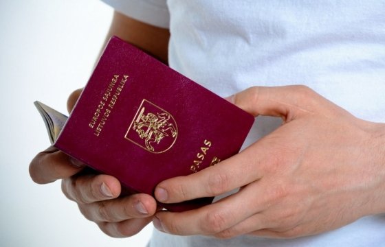 Комиссия по языку рекомендовала разрешить писать буквы x, w, q на основной странице литовского паспорта