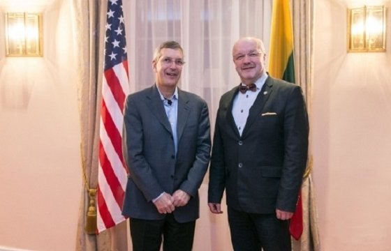 Министр обороны Литвы: Литва может стать логистическим центром США