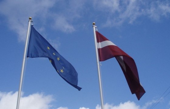 Латвийское Нацобъединение предлагает отказаться принимать беженцев