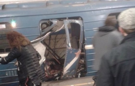 «Фонтанка»: Число жертв теракта в Санкт-Петербурге увеличилось до 14 человек